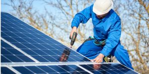 Installation Maintenance Panneaux Solaires Photovoltaïques à Bremoy
